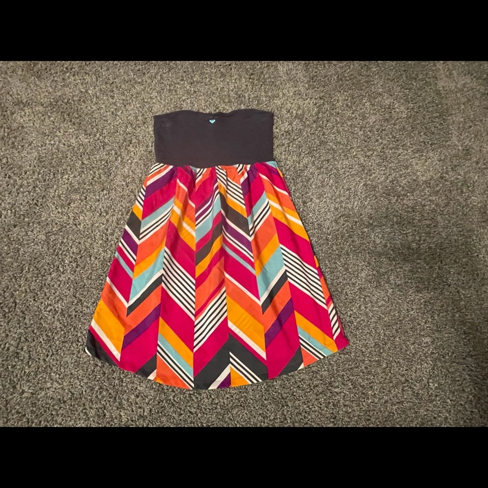 Y2K Roxy Tube Top - Picture 3 of 4